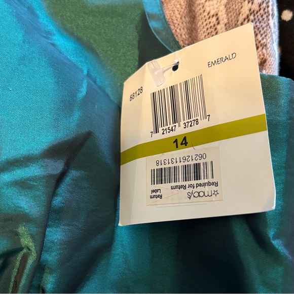 New dress size 14 - Picture 5 of 5